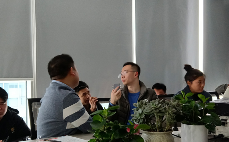 03-討論儲(chǔ)能電站用火災(zāi)探測(cè)裝置.jpg 03-討論儲(chǔ)能電站用火災(zāi)探測(cè)裝置.jpg