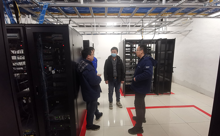 金雞灘煤礦數(shù)據(jù)機(jī)房全氟己酮自動滅火裝置安裝完成！